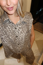 Load image into Gallery viewer, Metallic Leopard Set
