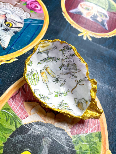 Hear The Bells Oyster Trinket Tray