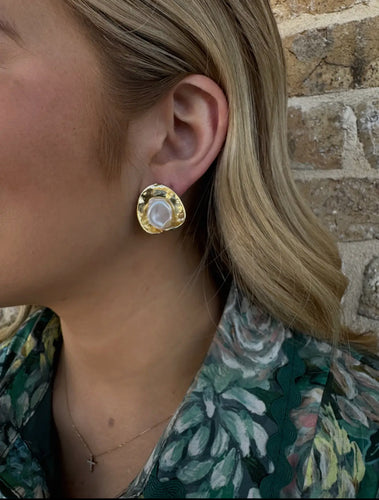 Pearl on Gold Stud Earring