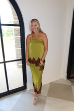 Load image into Gallery viewer, Chartreuse Lace Skirt Set