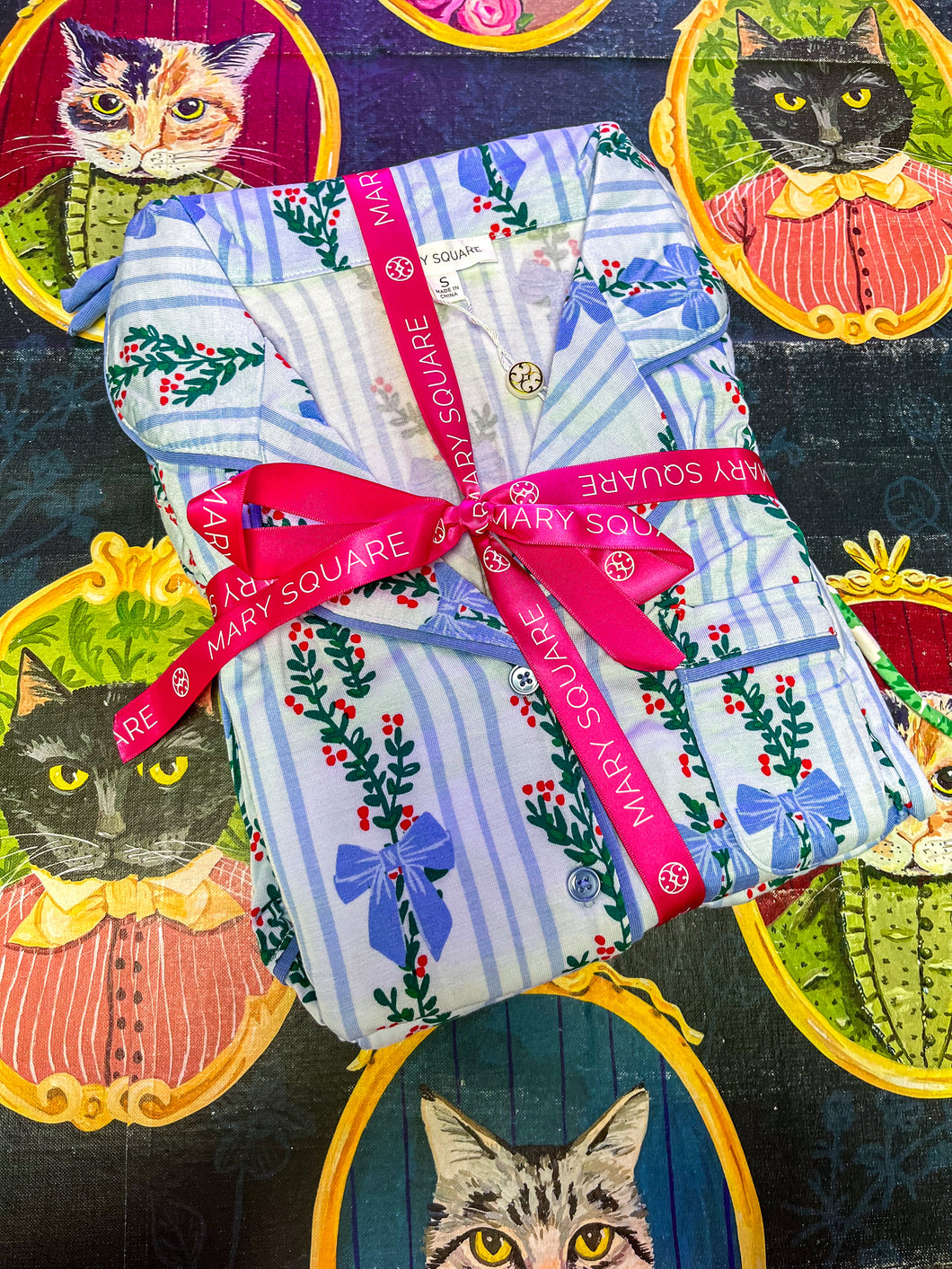 Mary Square Hello Garland Pajama Pant Set