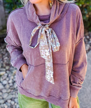 Load image into Gallery viewer, Cafe Mocha Oversized Floral Pullover