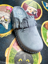 Load image into Gallery viewer, Percy Powder Blue Clog