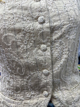 Load image into Gallery viewer, Simple &amp; Sweet Button Tank