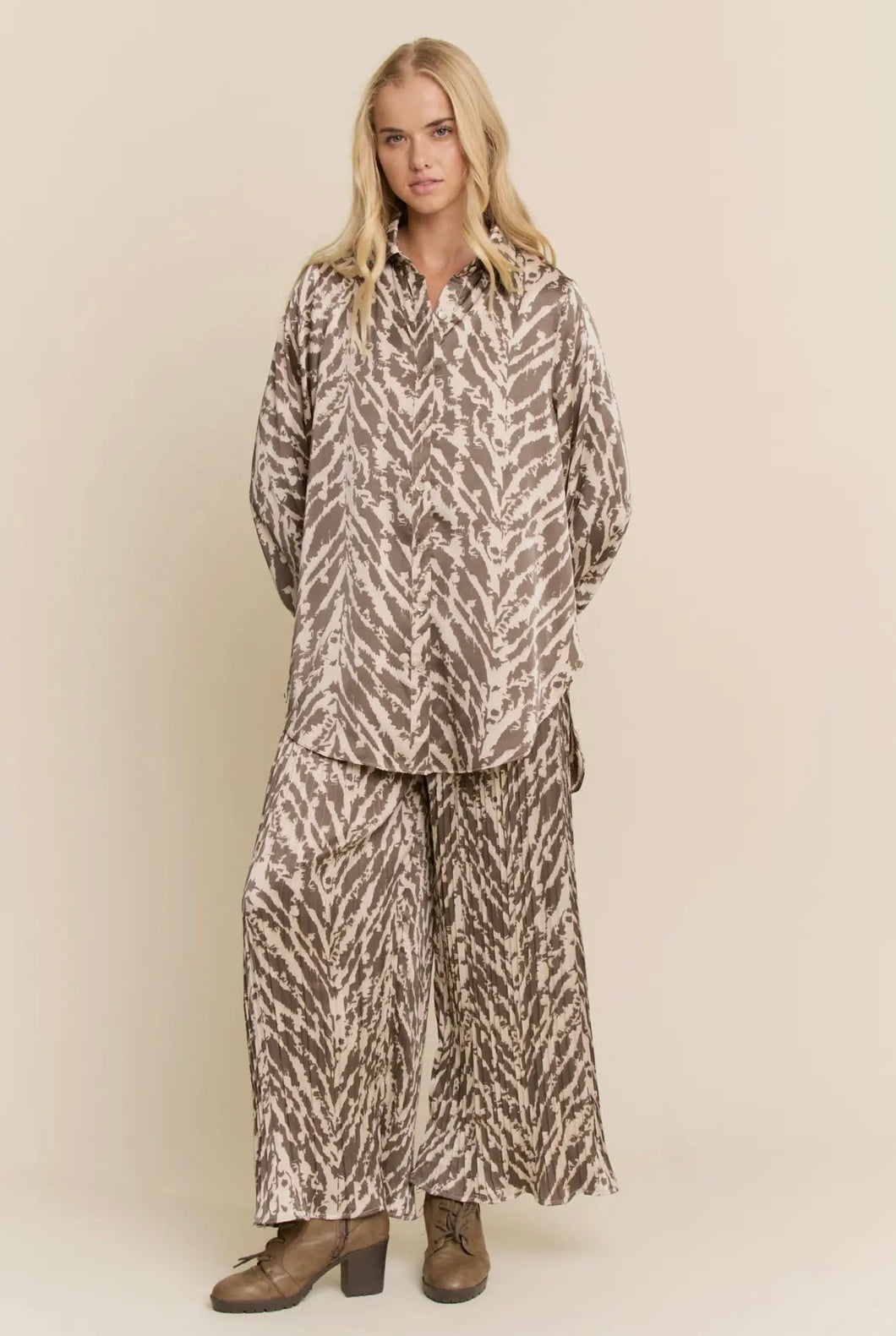 The Wild Side Set Taupe