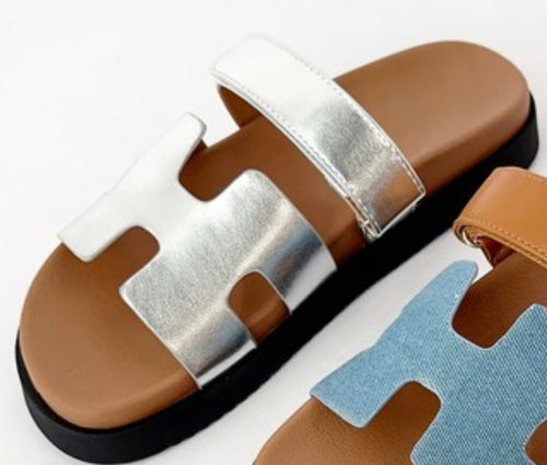 Hermez Slide Sandals Silver