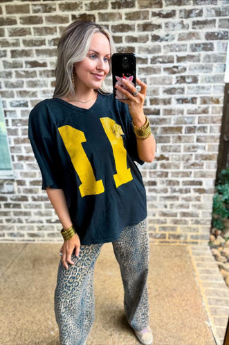 DAYDREAMER Varsity Yellow Tshirt