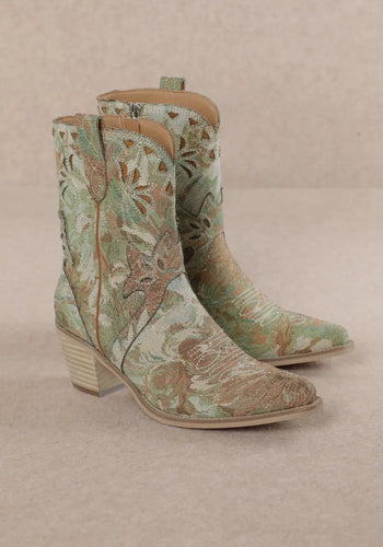 Amaryllis Jacquard Boots