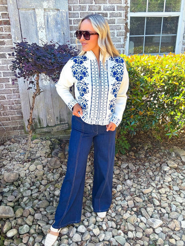 Classy Blue Floral Zip sweater