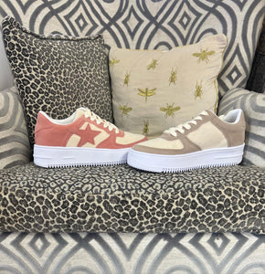 Make Me Smile Sneakers Taupe