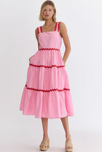 Load image into Gallery viewer, Ricky Scallop Edge Midi Pink