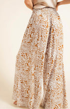 Load image into Gallery viewer, Cattie Printed Wide Leg Pants