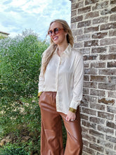 Load image into Gallery viewer, Zina Leather Wide Leg Pants Camel